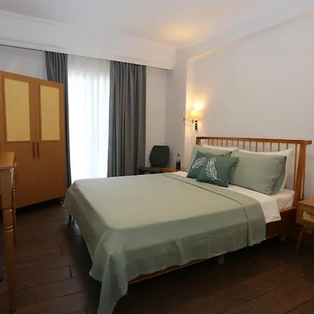 Atacesme Hotel *