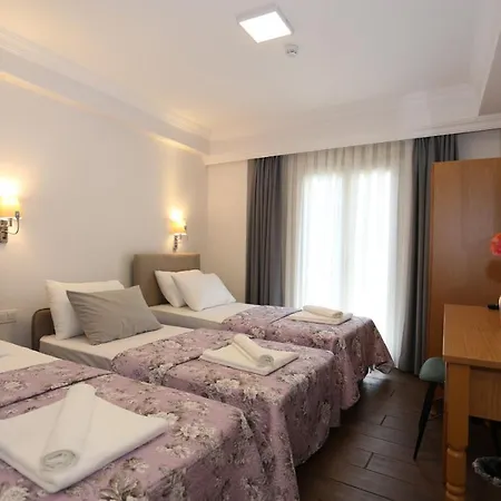 Hotel Ataçesme 4*