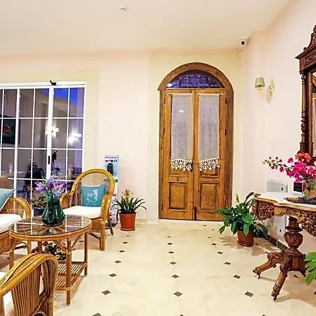 Hotel Atacesme Çeşme